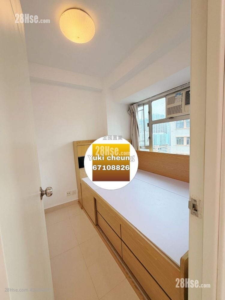 Hayon Building Rental 2 Bedrooms 251 ft²