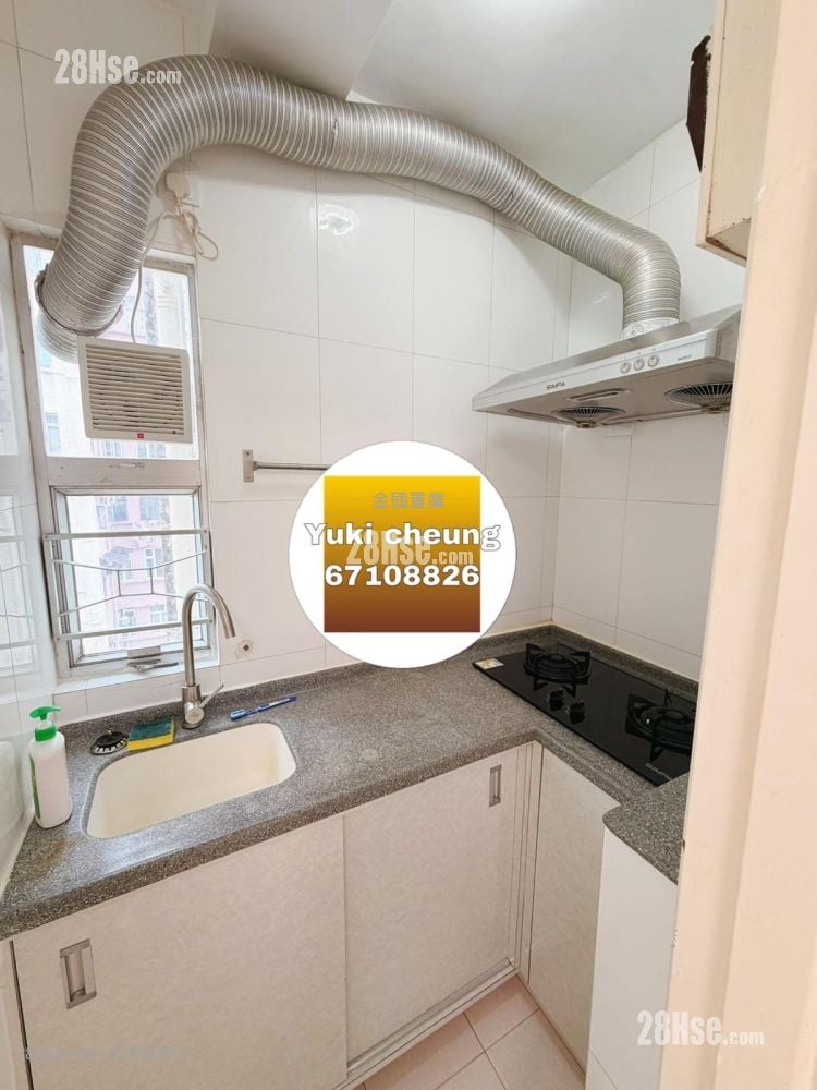 Hayon Building Rental 2 Bedrooms 251 ft²