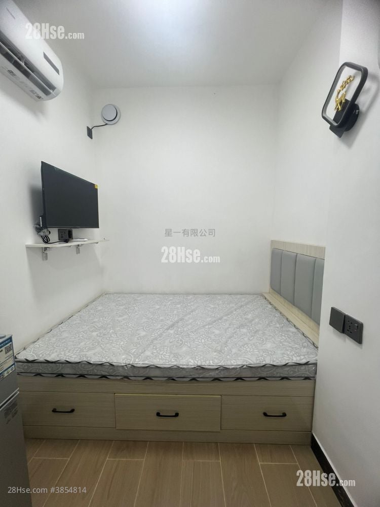 Ocean View Court Rental Studio , 1 Bathroom 120 ft²