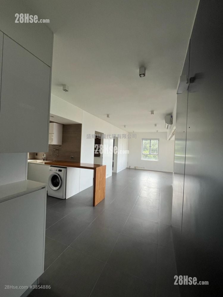 Seaview Garden Rental 2 Bedrooms , 1 Bathroom 730 ft²