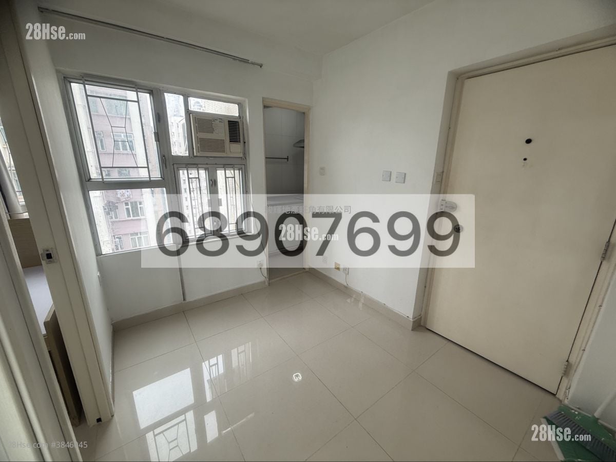 Hayon Building Rental 2 Bedrooms , 1 Bathroom 251 ft²