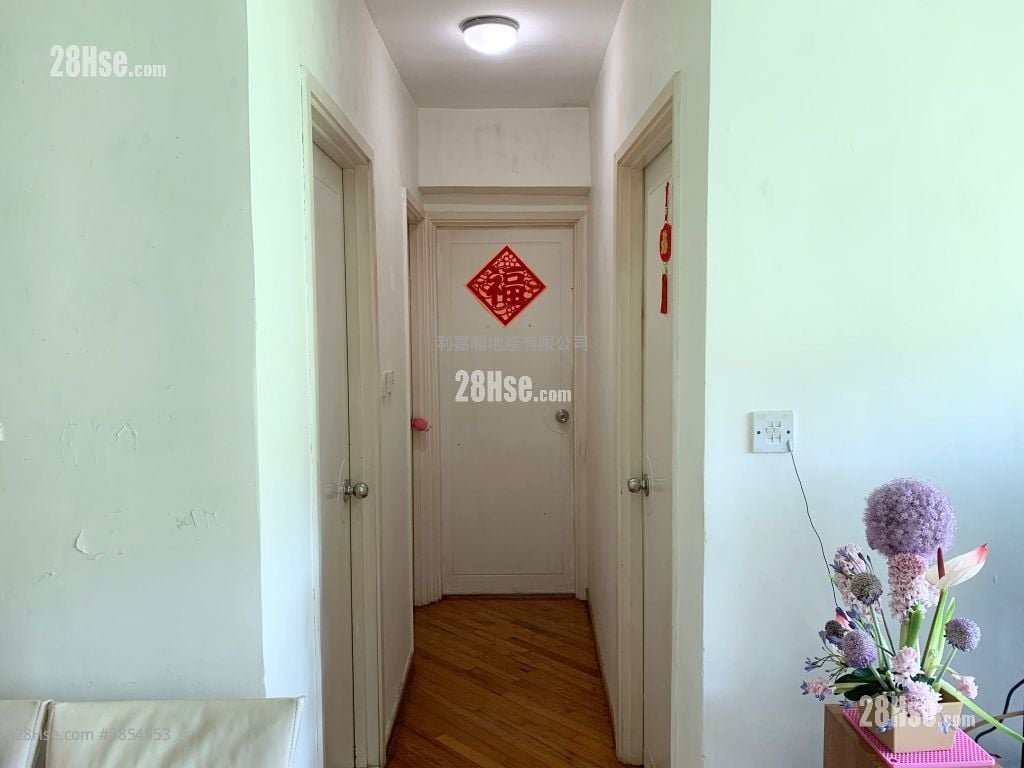 Kornville Sell 3 Bedrooms , 2 Bathrooms 604 ft²