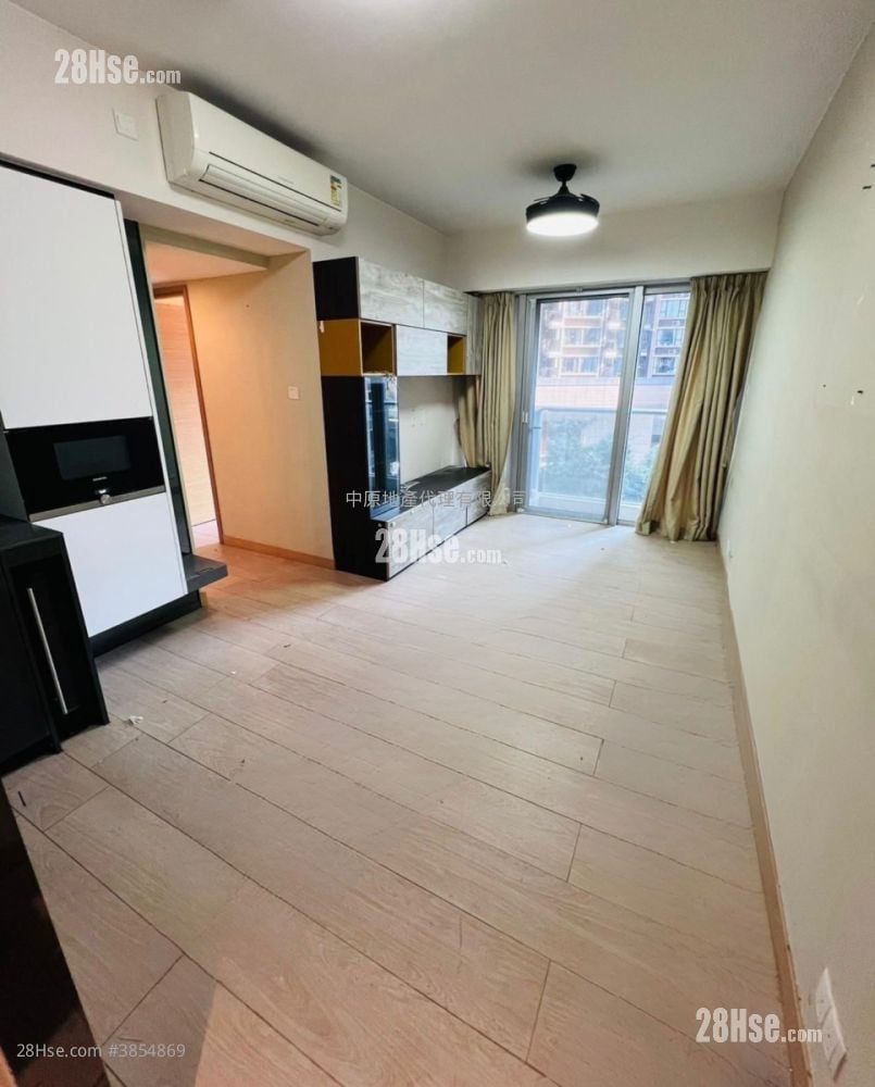 Century Link Sell 2 Bedrooms , 1 Bathroom 463 ft²