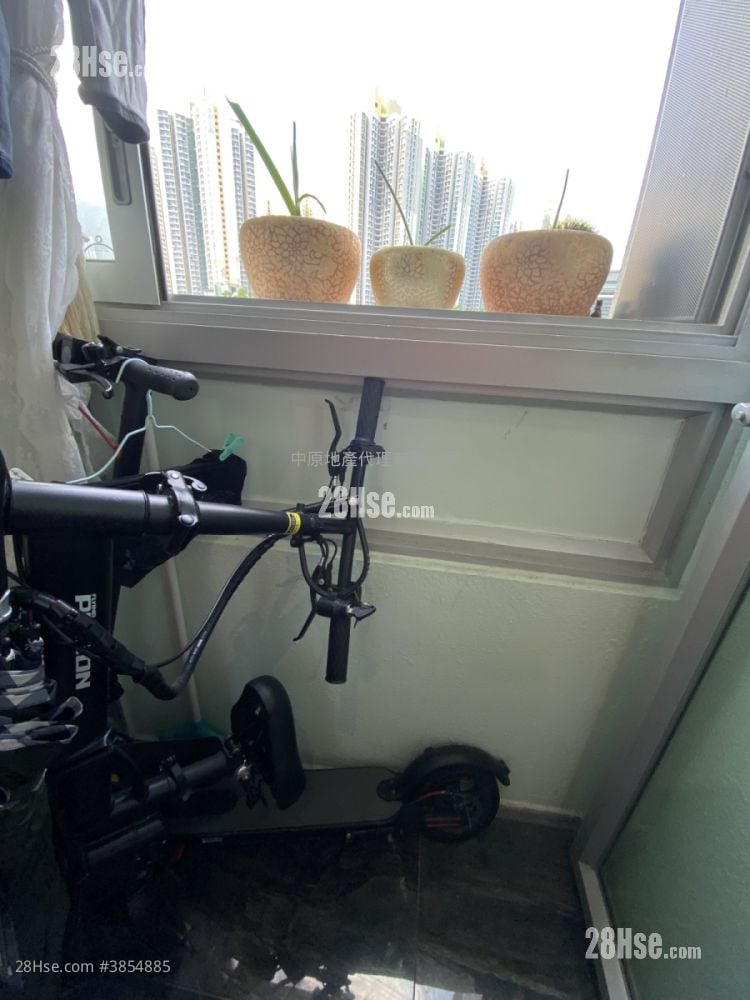 Yu Tai Court Sell 3 Bedrooms , 1 Bathroom 428 ft²