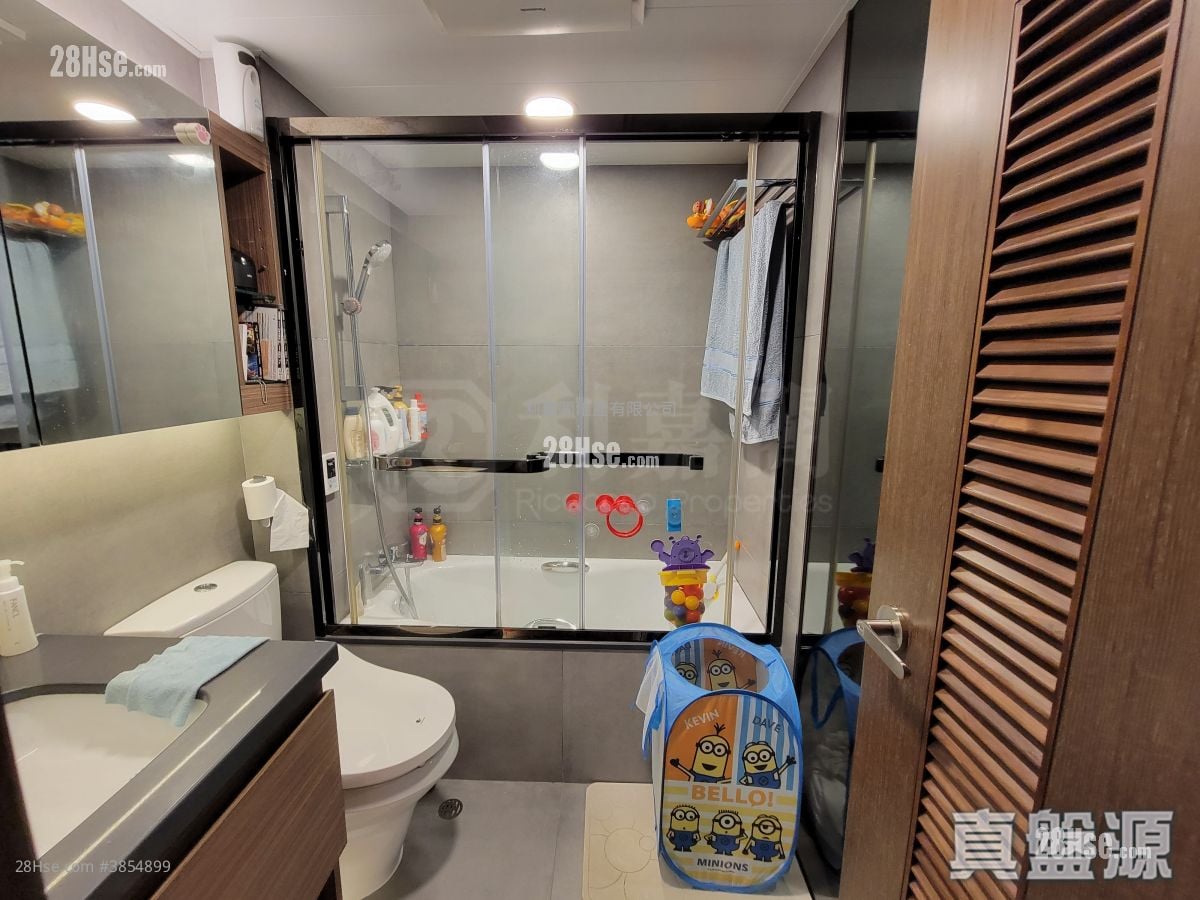 Park Central Sell 3 Bedrooms , 2 Bathrooms 684 ft²