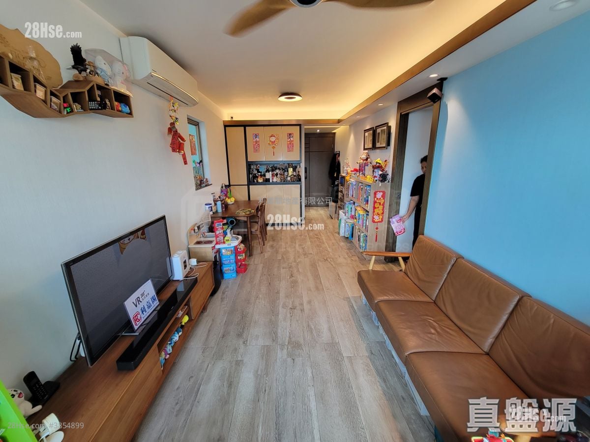 Park Central Sell 3 Bedrooms , 2 Bathrooms 684 ft²