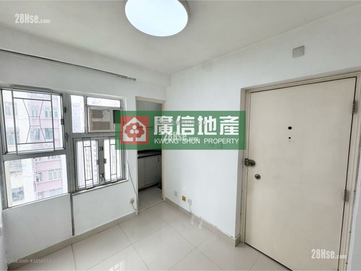 Hayon Building Rental 2 Bedrooms , 1 Bathroom 251 ft²