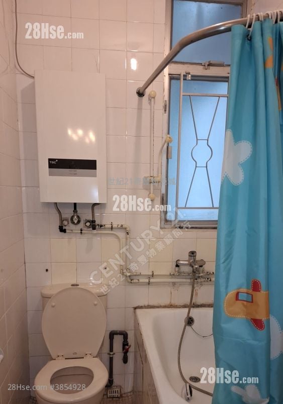 Saddle Ridge Garden Sell 2 Bedrooms , 1 Bathroom 431 ft²