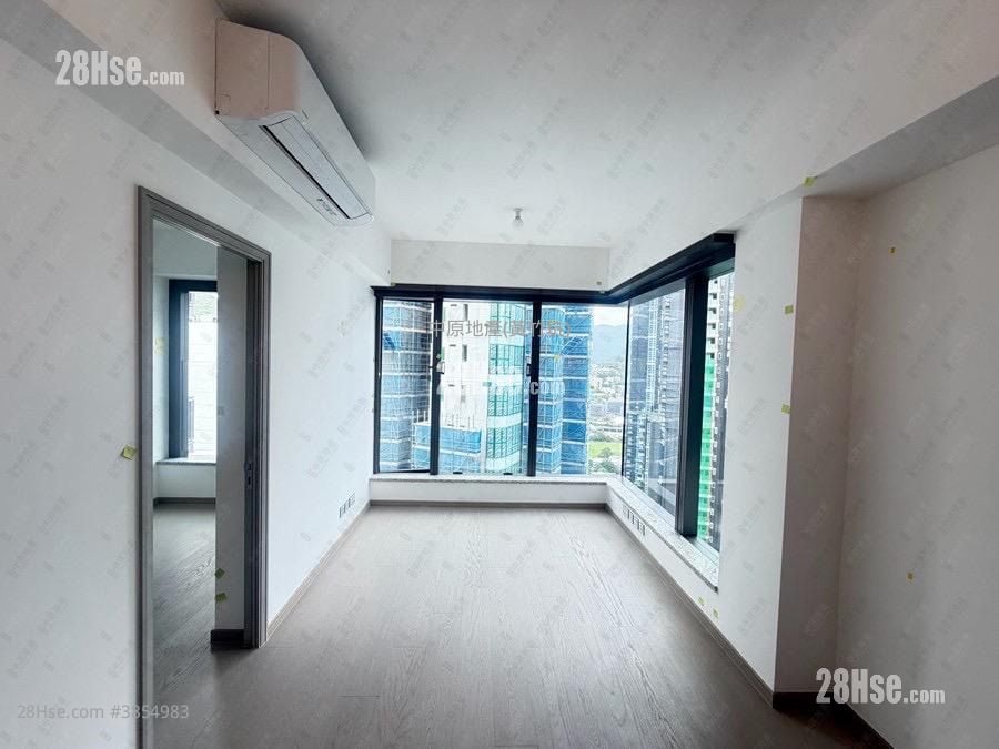 The Southside Sell 2 Bedrooms , 1 Bathroom 489 ft²