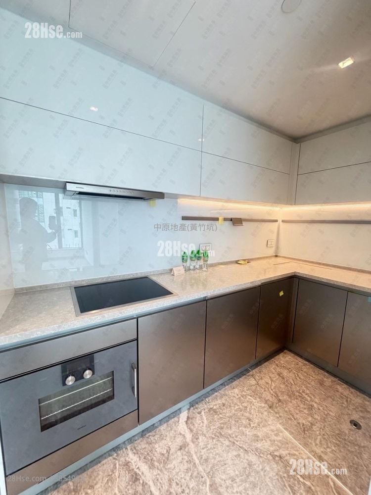 The Southside Sell 2 Bedrooms , 1 Bathroom 489 ft²