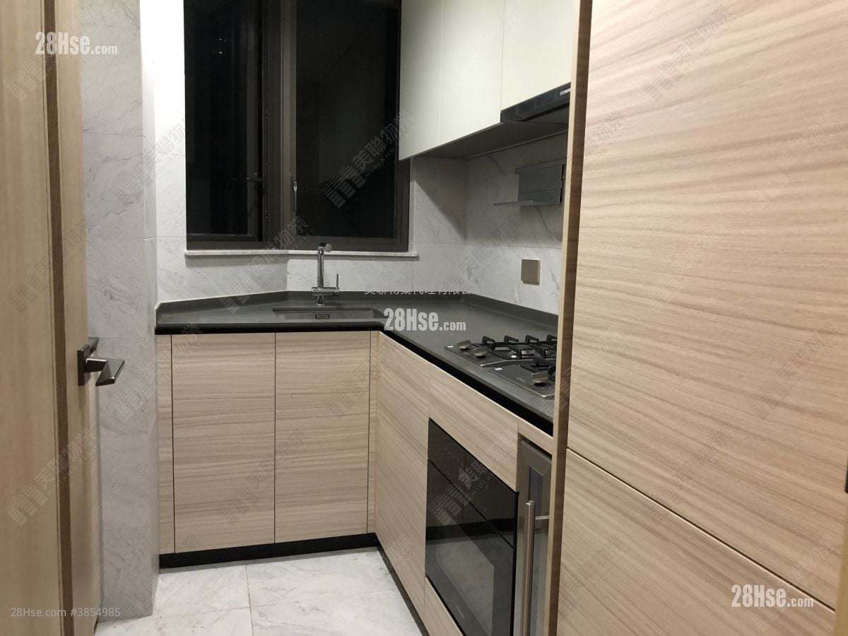 The Arles Rental 3 Bedrooms , 1 Bathroom 673 ft²