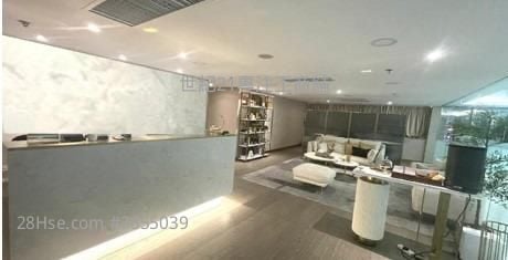 加拿芬廣場 租盤 5+ 房 , 2 廁所