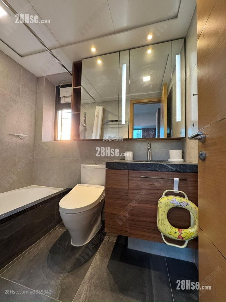 One Regent Place Rental 3 Bedrooms , 2 Bathrooms 853 ft²