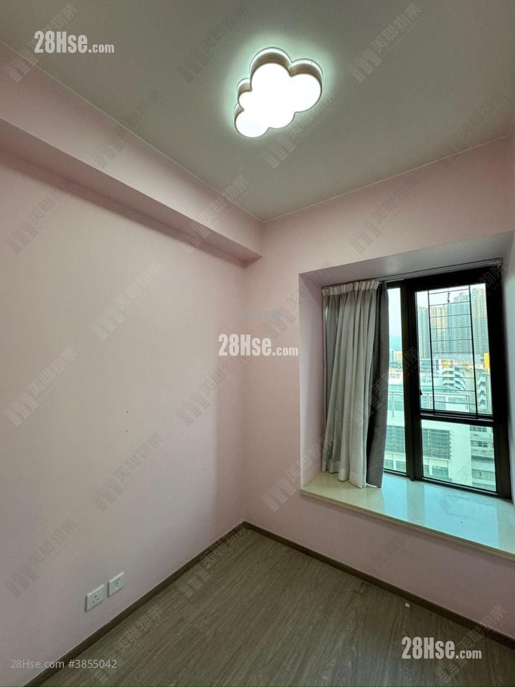 One Regent Place Rental 3 Bedrooms , 2 Bathrooms 853 ft²