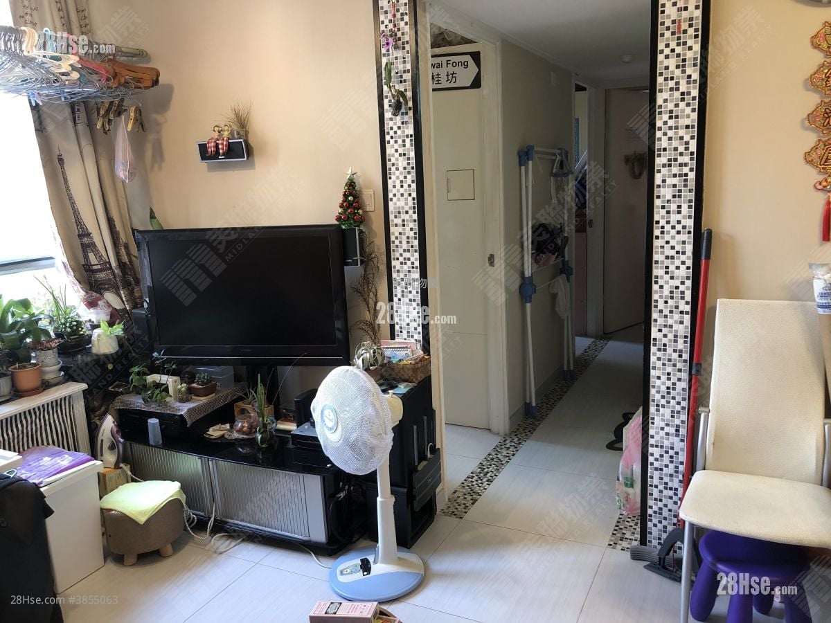 鳳庭苑 售盤 3 房 , 2 浴室 661 平方呎
