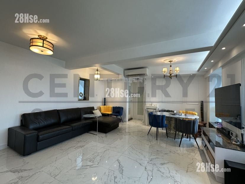 Island Resort Sell 4 Bedrooms , 2 Bathrooms 653 ft²
