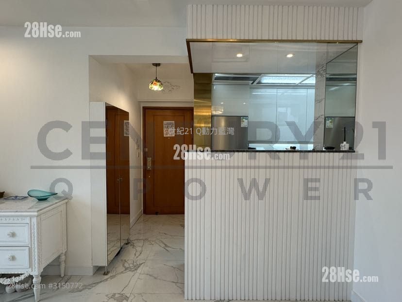 Island Resort Sell 4 Bedrooms , 2 Bathrooms 653 ft²