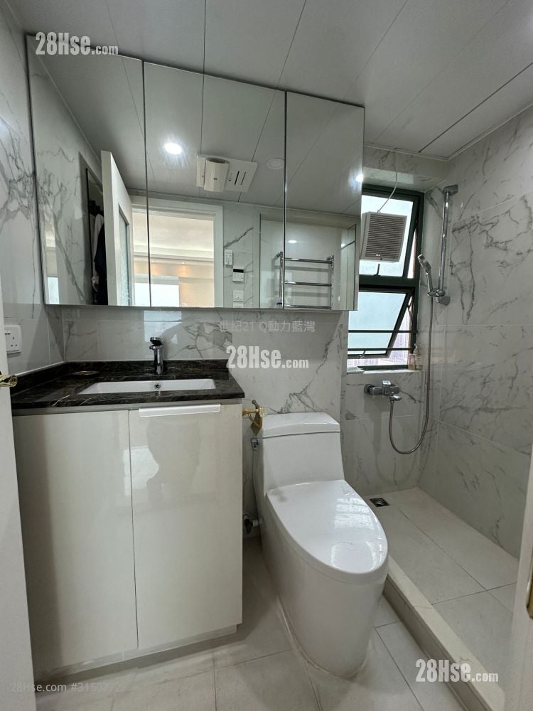 Island Resort Sell 4 Bedrooms , 2 Bathrooms 653 ft²