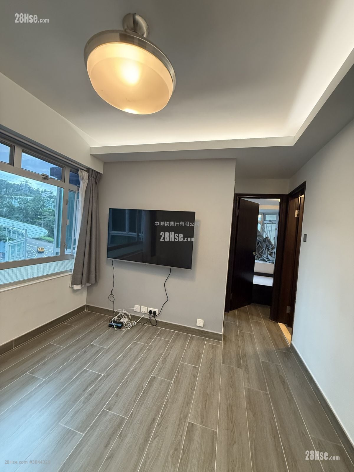 Grandeur Garden Rental 314 ft²