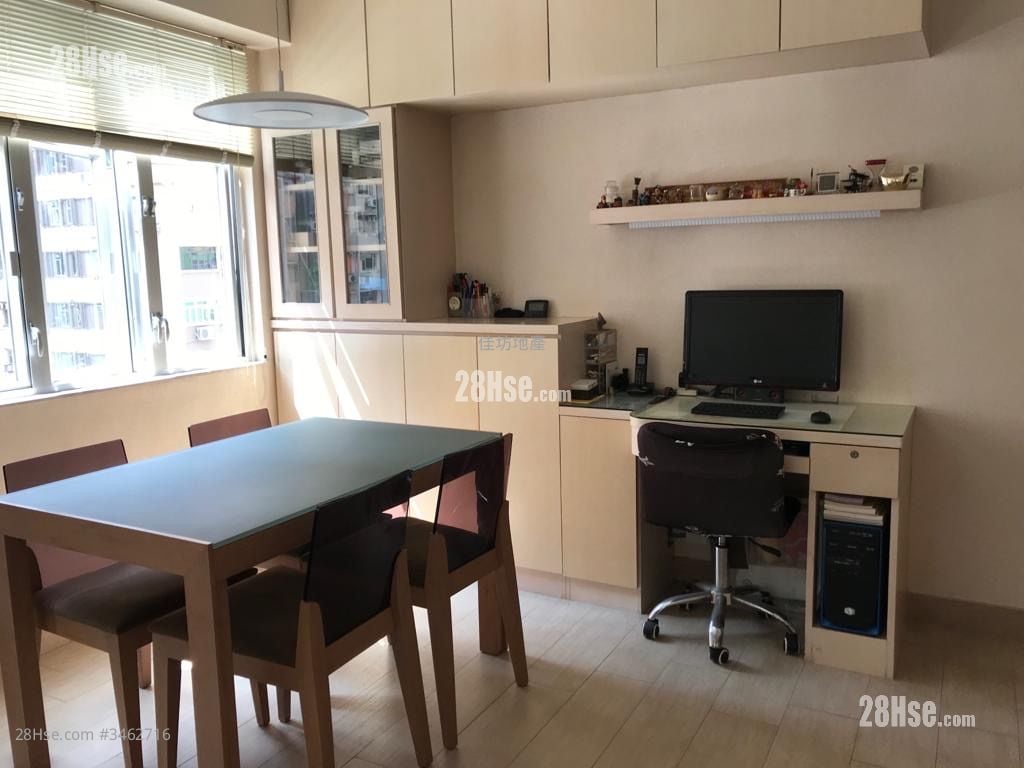 Hang Lung Bank Eastern Branch Building Sell 2 Bedrooms , 1 Bathroom 485 ft²