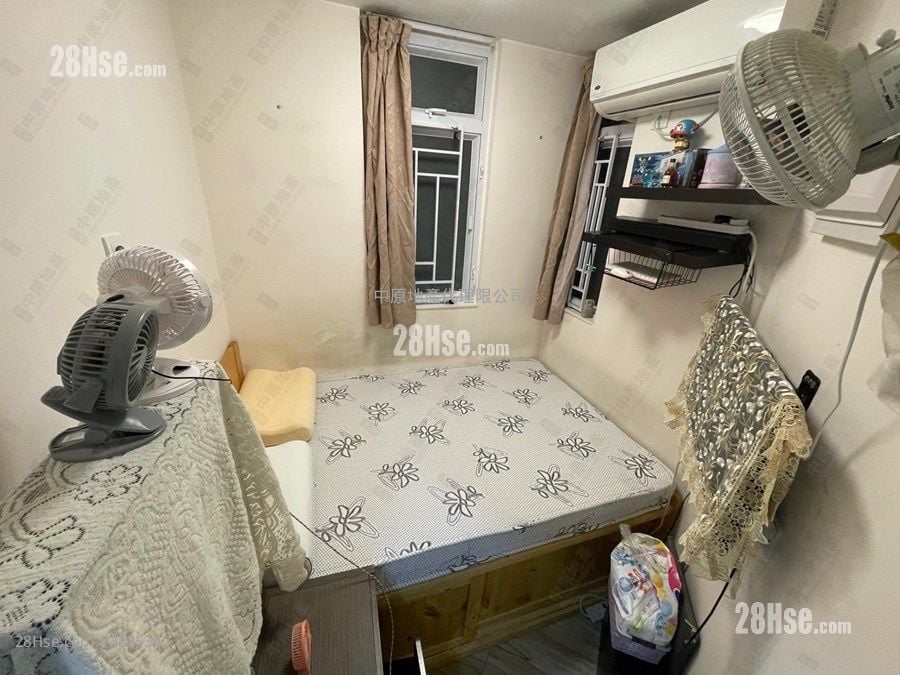 Tin Lai Court Sell Studio , 1 Bathroom 213 ft²