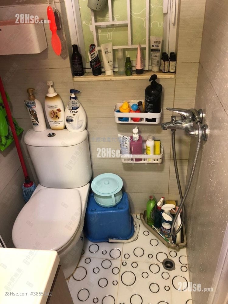 Tin Lai Court Sell Studio , 1 Bathroom 213 ft²