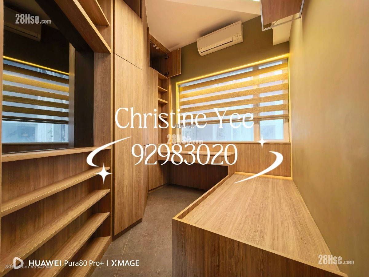 Empire Court Rental 2 Bedrooms , 2 Bathrooms 758 ft²