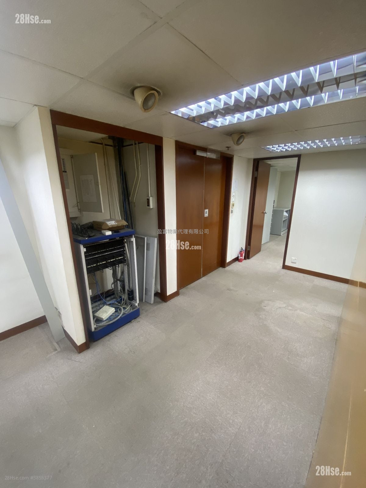 Pacific Trade Centre Rental 5+ Bedrooms , 3 Toilets