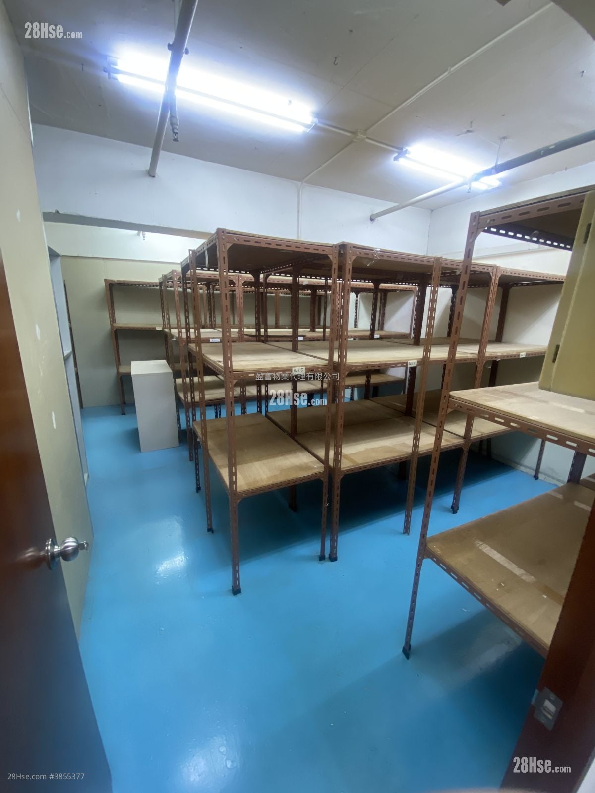 Pacific Trade Centre Rental 5+ Bedrooms , 3 Toilets