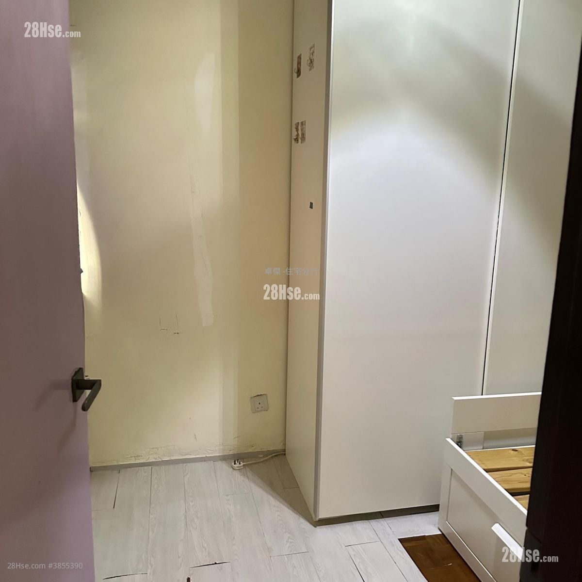 Luk Yeung Sun Chuen Sell 2 Bedrooms , 1 Bathroom 451 ft²