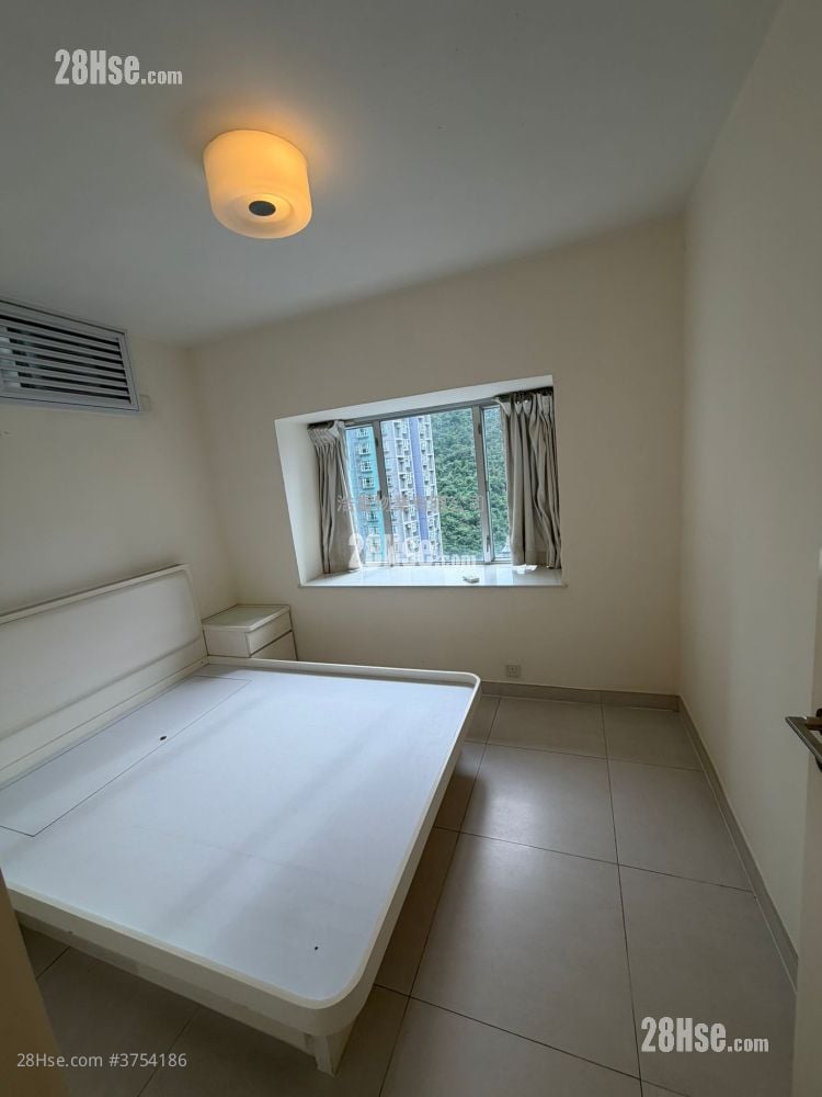 Park Vale Rental 2 Bedrooms , 1 Bathroom 545 ft²