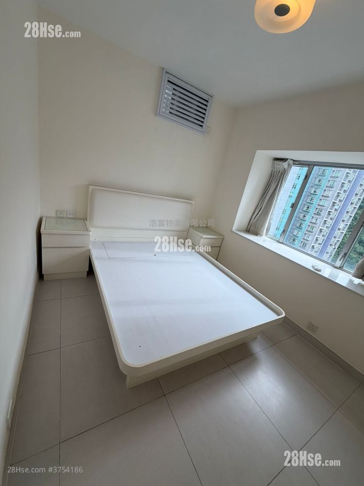 Park Vale Rental 2 Bedrooms , 1 Bathroom 545 ft²