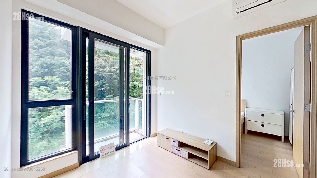 living room: The Grand Marine Sell 1 Bedroom , 1 Bathroom 305 ft²