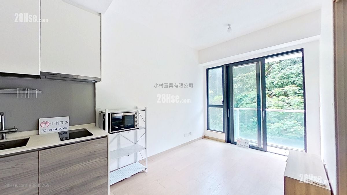 living room: The Grand Marine Sell 1 Bedroom , 1 Bathroom 305 ft²