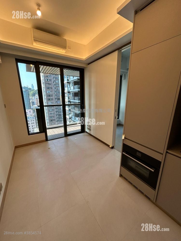 Baker Circle Euston Rental 1 Bedroom , 1 Bathroom 276 ft²