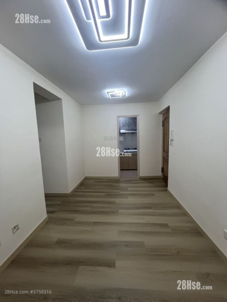 Nan Fung Sun Chuen Sell 2 Bedrooms , 1 Bathroom 391 ft²