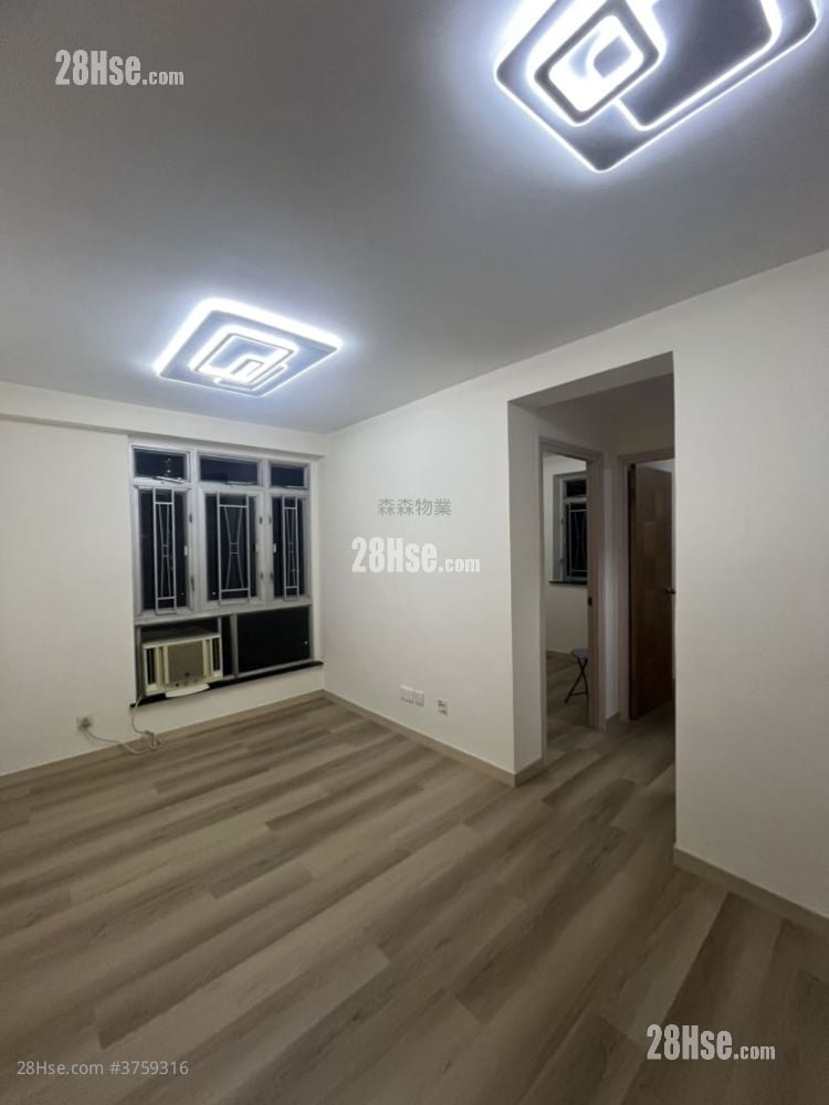 Nan Fung Sun Chuen Sell 2 Bedrooms , 1 Bathroom 391 ft²