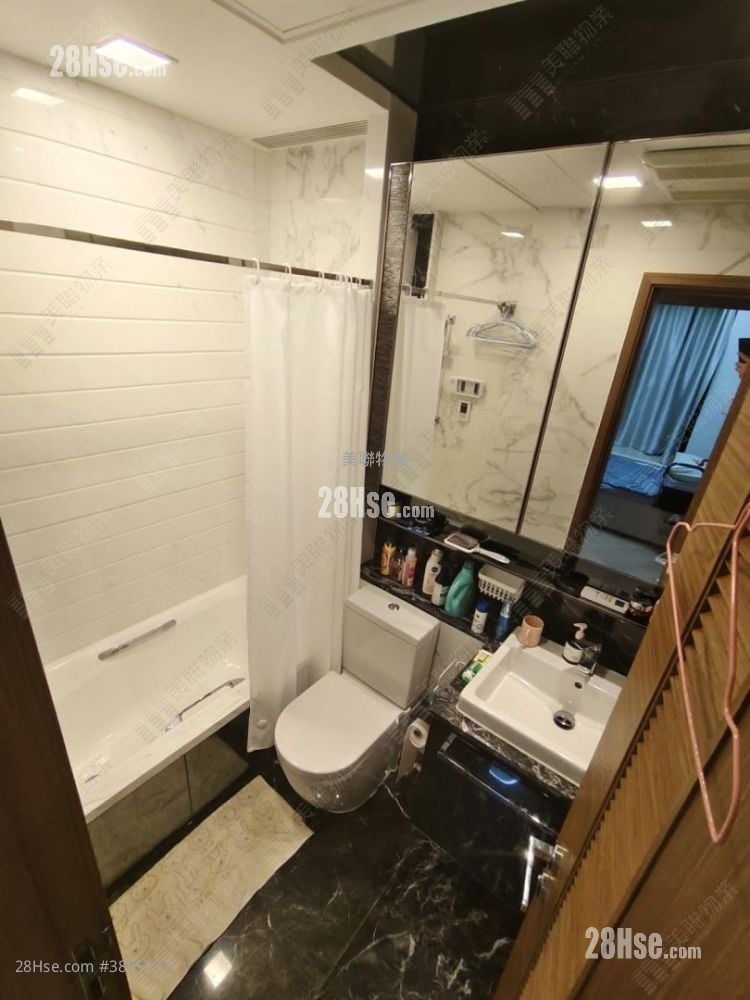 Grand Yoho Sell 5+ Bedrooms , 3 Bathrooms 907 ft²