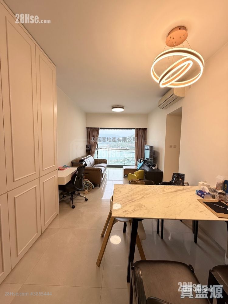 The Wings Sell 4 Bedrooms , 2 Bathrooms 949 ft²