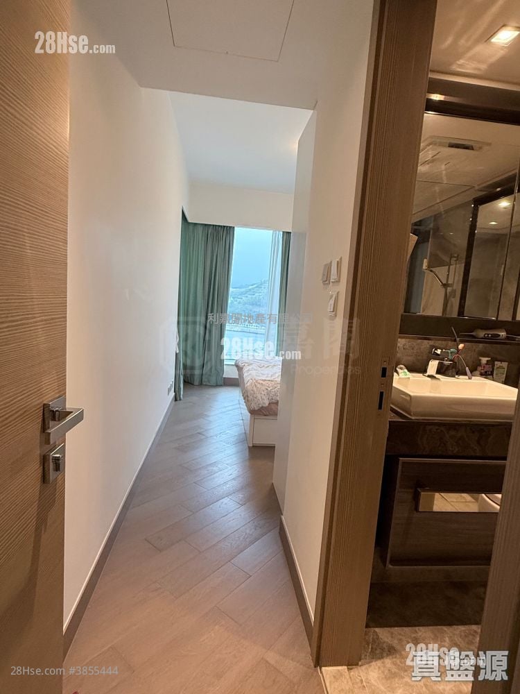 The Wings Sell 4 Bedrooms , 2 Bathrooms 949 ft²