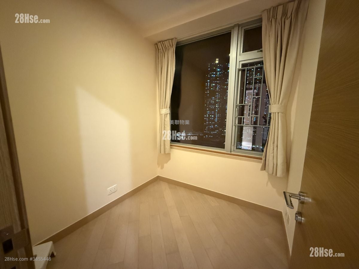Century Link Rental 2 Bedrooms , 2 Bathrooms 484 ft²