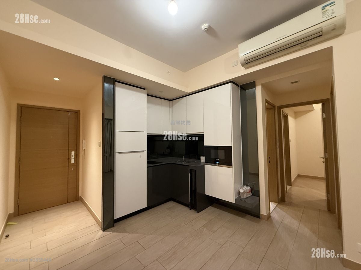 Century Link Rental 2 Bedrooms , 2 Bathrooms 484 ft²