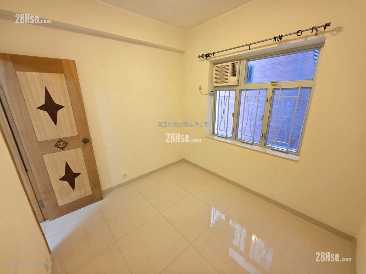 Wah Lok Building Sell 2 Bedrooms , 1 Bathroom 388 ft²
