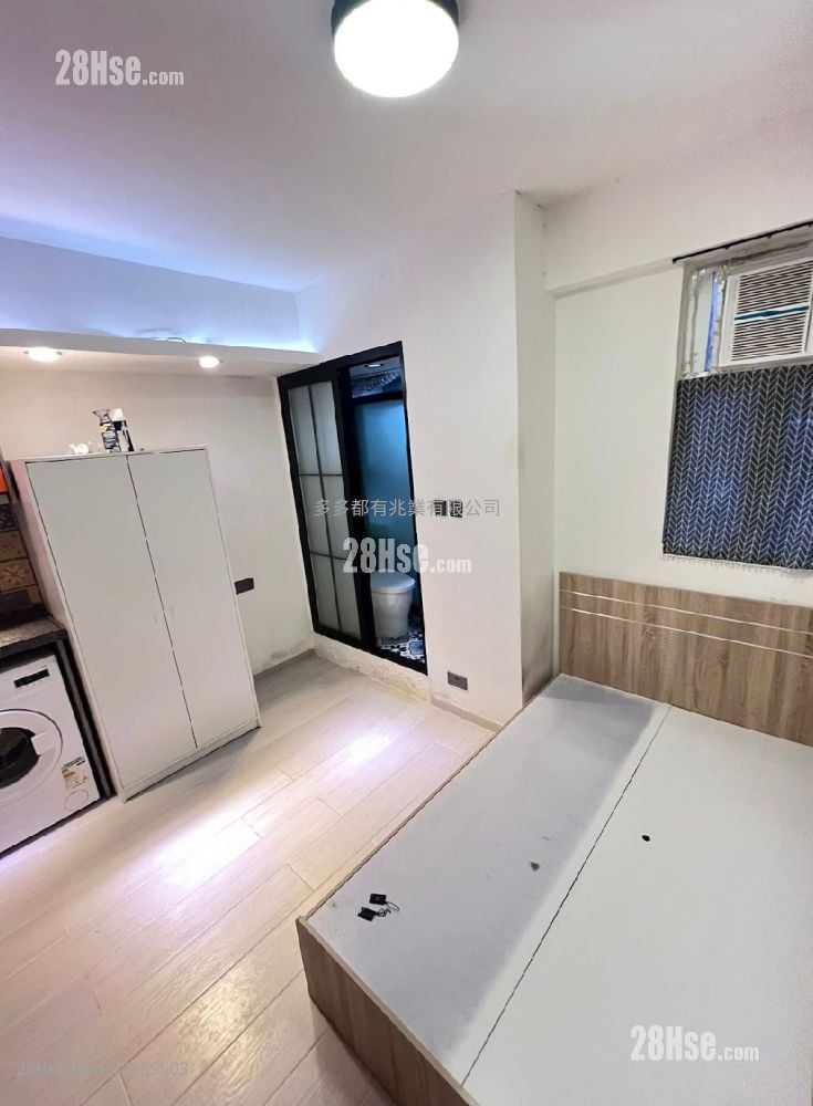 Alpha House Rental 1 Bathroom 150 ft²