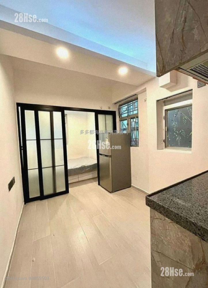 Alpha House Rental 1 Bathroom 150 ft²