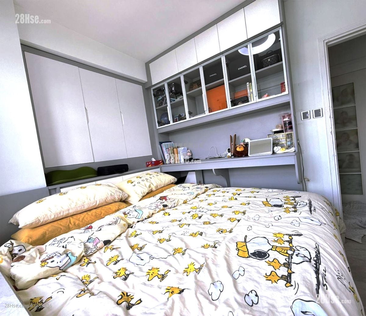 Ho Shun Lee Building Sell 2 Bedrooms , 1 Bathroom 356 ft²
