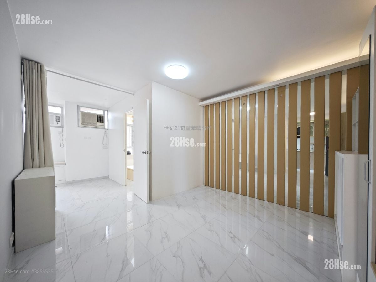 Kwun Hei Court Sell 1 Bathroom 426 ft²