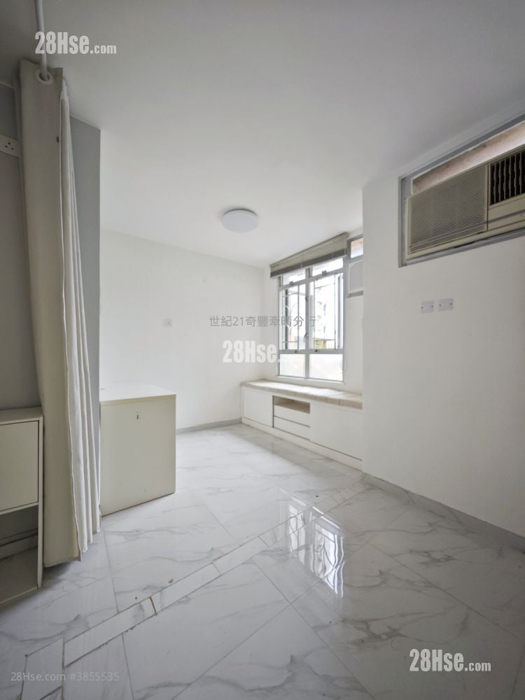 Kwun Hei Court Sell 1 Bathroom 426 ft²