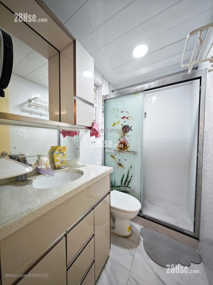 Kwun Hei Court Sell 1 Bathroom 426 ft²