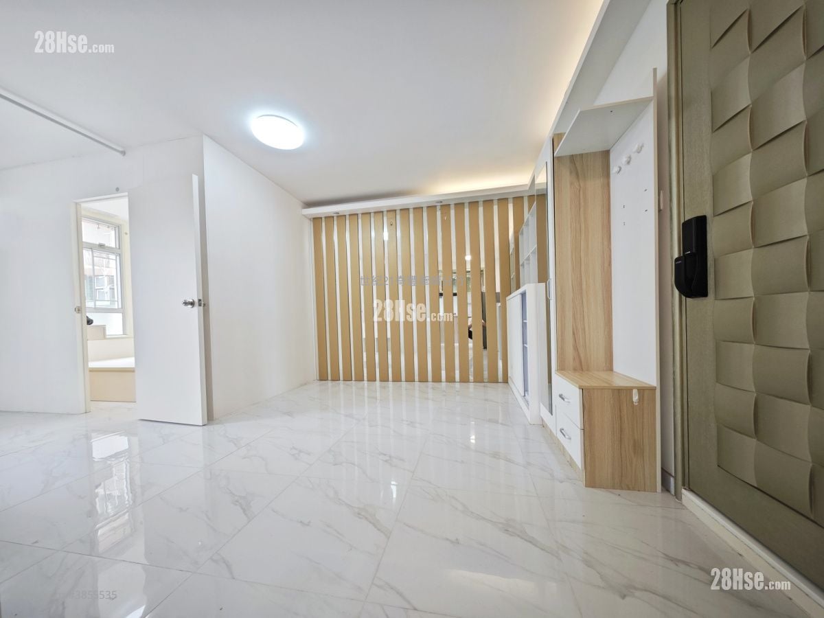 Kwun Hei Court Sell 1 Bathroom 426 ft²